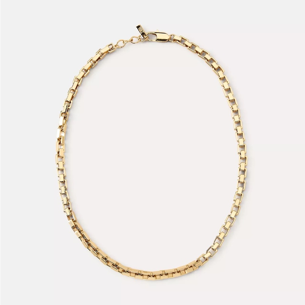 ZARA SQUARE PIECE NECKLACE 💛